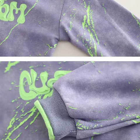 Unisex Kids Casual Outfit with Neon Print Sweatshirt & Jeans – Pink or Green (1-5 Years)